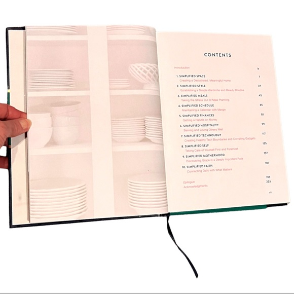 ❤️VALENTINE GIFT! ❤️ NWT Hardback “A Simplified Life” by Emily Ley 📘 - Picture 2 of 8